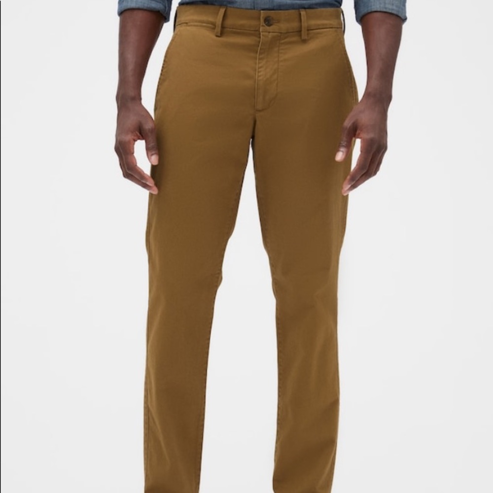 Gap athletic chino